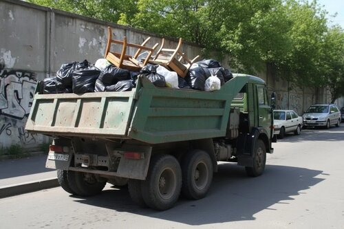 Вывоз строительного мусора и отходов самосвалами